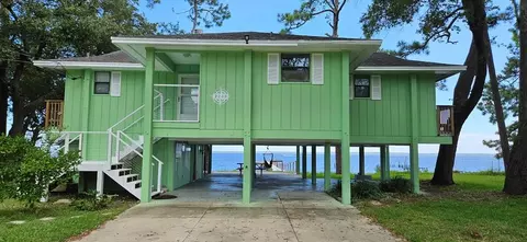 2248 Hwy 98 E, Carrabelle, FL 32322