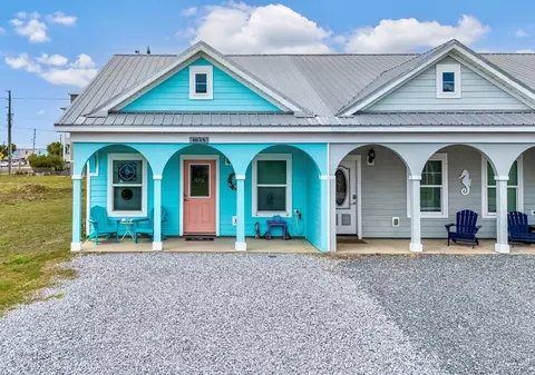 103 N 35th St #A, Mexico Beach, FL 32456