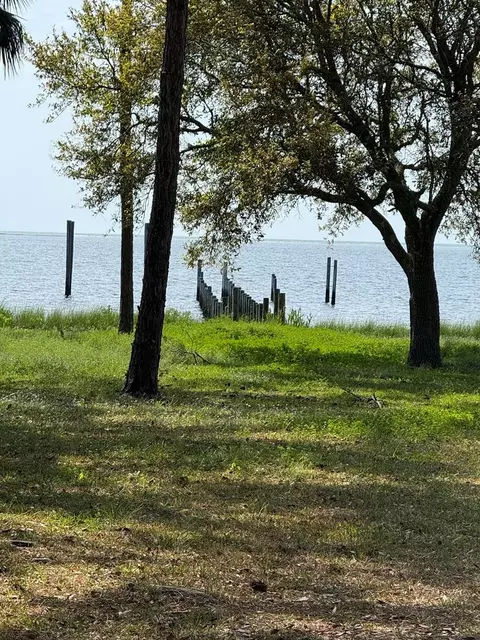 2630 Hwy 98 E, Lanark Village, FL 32323