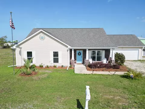 415 Texas Dr, Mexico Beach, FL 32456