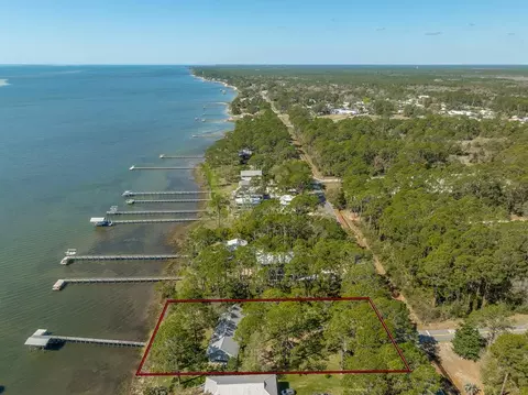 View/Area - 2488 Hwy 98 E, Carrabelle, FL 32322 photo 9 of 10