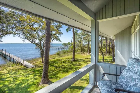 Exterior - 2488 Hwy 98 E, Carrabelle, FL 32322 photo 4 of 8