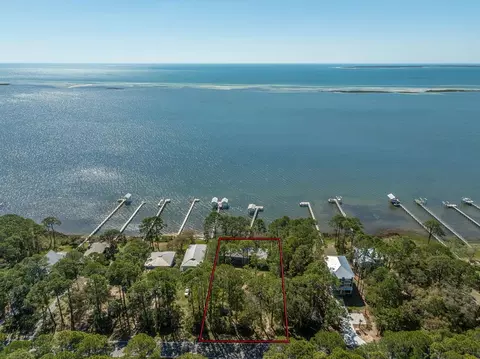 View/Area - 2488 Hwy 98 E, Carrabelle, FL 32322 photo 2 of 10