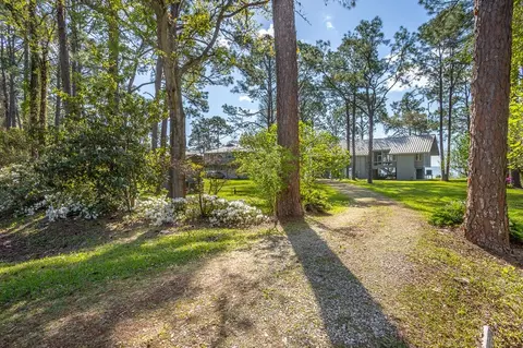 Exterior - 2488 Hwy 98 E, Carrabelle, FL 32322 photo 2 of 8