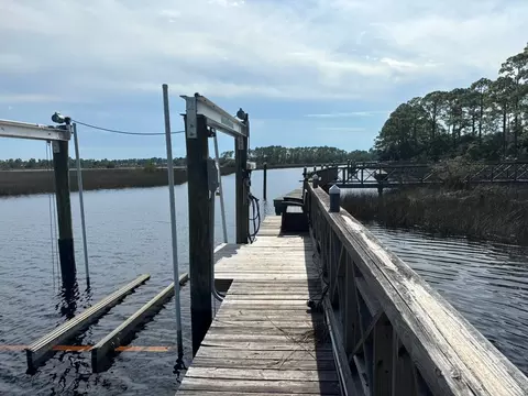 View/Area - 513 Shellys Loop Rd, Carrabelle, FL 32322 photo 4 of 14
