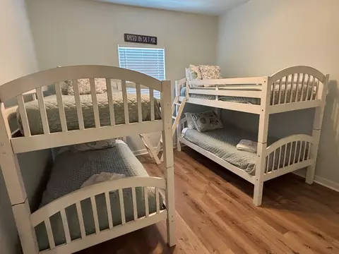 Bedroom - 513 Shellys Loop Rd, Carrabelle, FL 32322 photo 2 of 5