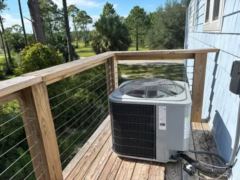 Exterior - 513 Shellys Loop Rd, Carrabelle, FL 32322 photo 5 of 12