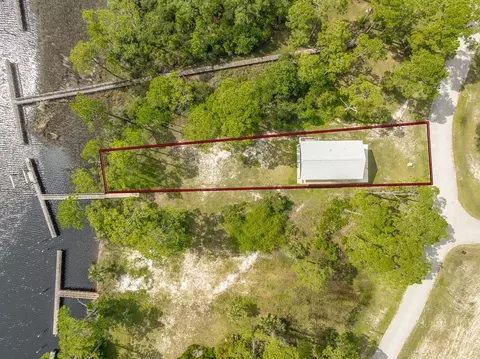 View/Area - 513 Shellys Loop Rd, Carrabelle, FL 32322 photo 9 of 14