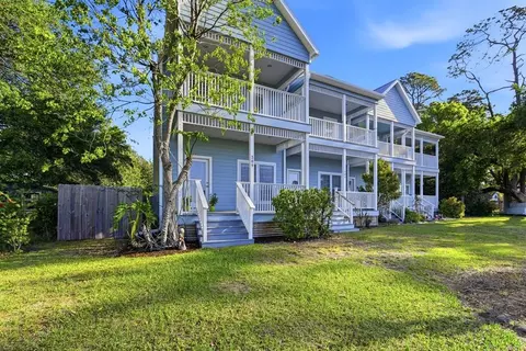 309 Hwy 98 #1, Apalachicola, FL 32320