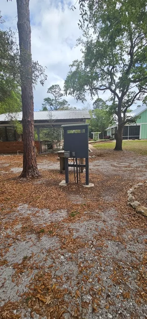 Exterior - 231 Apalachee St, Carrabelle, FL 32322 photo 11 of 30