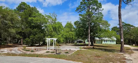 231 Apalachee St, Carrabelle, FL 32322