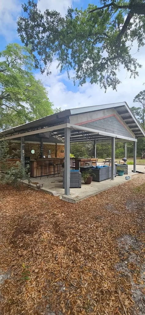 Exterior - 231 Apalachee St, Carrabelle, FL 32322 photo 8 of 30
