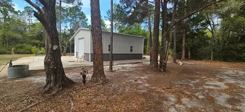 Exterior - 231 Apalachee St, Carrabelle, FL 32322 photo 12 of 30