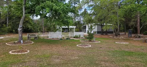 Exterior - 231 Apalachee St, Carrabelle, FL 32322 photo 24 of 30