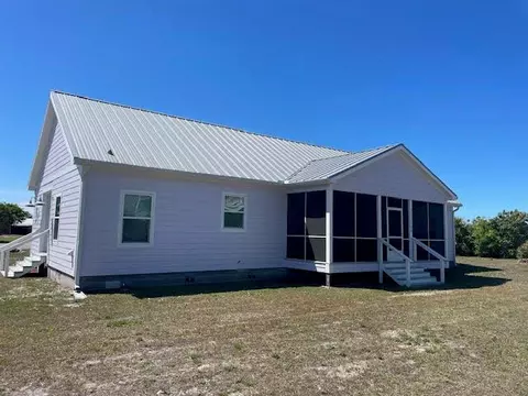 1113 15th St, Mexico Beach, FL 32456