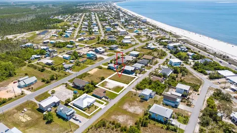 124 Pine St, Mexico Beach, FL 32456 photo 8