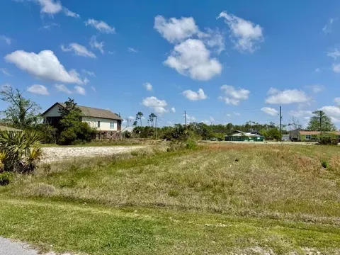 124 Pine St, Mexico Beach, FL 32456 photo 5