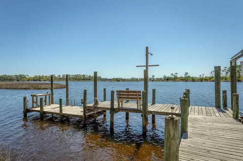 View/Area - 433 River Rd, Carrabelle, FL 32322 photo 2 of 3