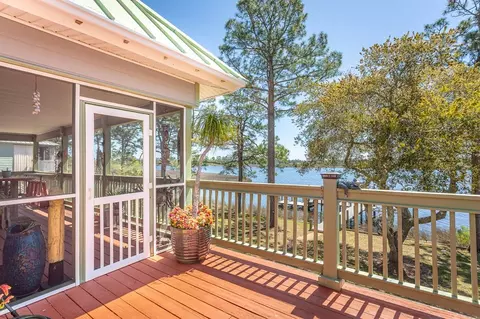 Exterior - 433 River Rd, Carrabelle, FL 32322 photo 7 of 22