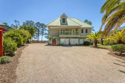 Exterior - 433 River Rd, Carrabelle, FL 32322 photo 2 of 22