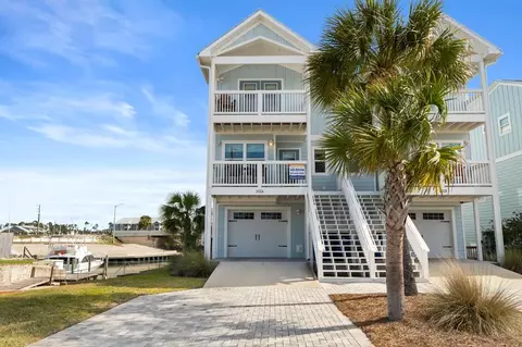 102 Miramar Dr #A, Mexico Beach, FL 32456