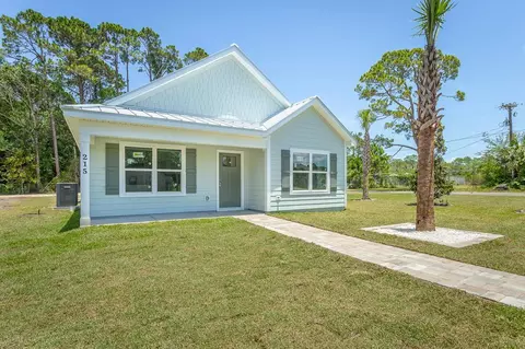 215 15th St, Apalachicola, FL 32320