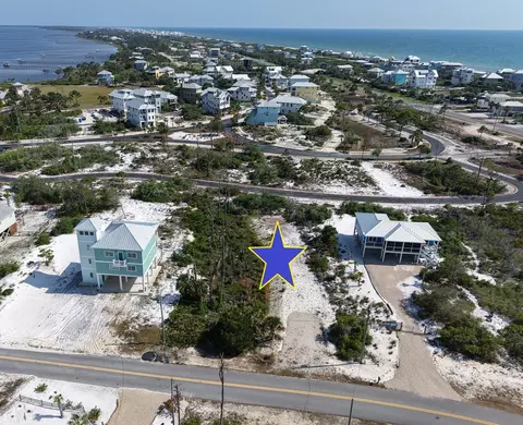 223 Driftwood Ave, Port St. Joe, FL 32456
