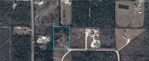 196 Tremont Ct, Wewahitchka, FL 32465