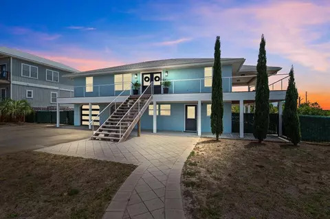 118 Pine St, Port St. Joe, FL 32456