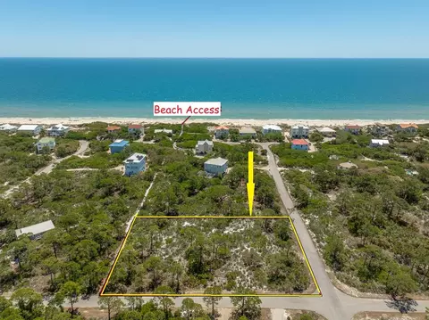 1400 Dogwood Dr, Saint George Island, FL 32328