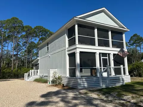 122 Treehouse Cir, Saint Teresa, FL 32358