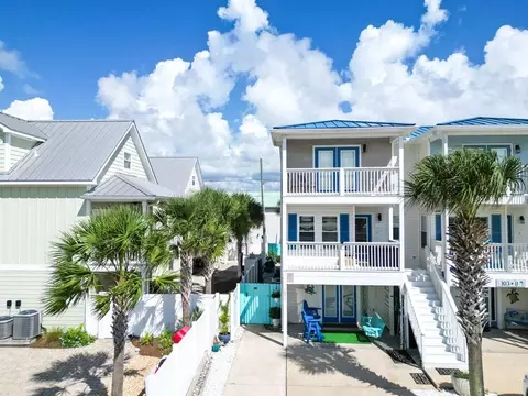 103 41st St, Mexico Beach, FL 32456