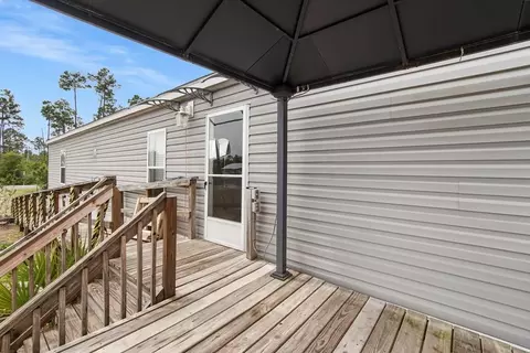 385 Sunshine Rd, Overstreet, FL 32456