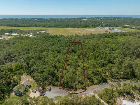 130 Cedar St, Eastpoint, FL 32328