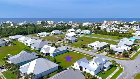 110 St Charles St, Mexico Beach, FL 32456