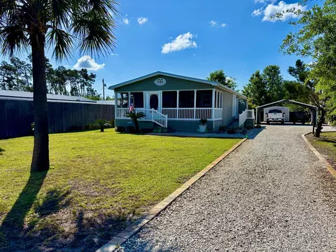 352 Gulf St, Port St. Joe, FL 32456