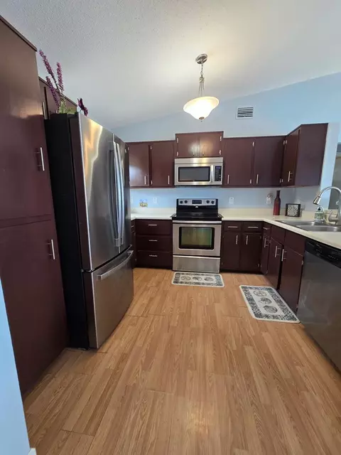 Kitchen - 3150 Hwy 98 E, Carrabelle, FL 32322 photo 9 of 13