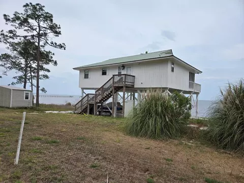 3150 Hwy 98 E, Carrabelle, FL 32322