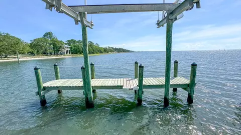 View/Area - 2320 Hwy 98 E, Carrabelle, FL 32322 photo 4 of 12