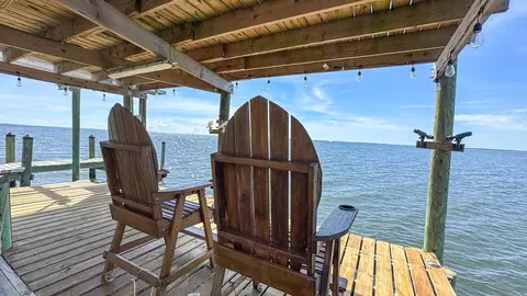 Exterior - 2320 Hwy 98 E, Carrabelle, FL 32322 photo 8 of 15