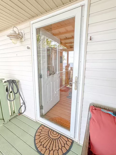 Entry Way - 2320 Hwy 98 E, Carrabelle, FL 32322 photo 1 of 1