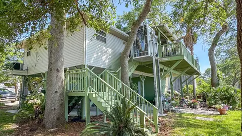 Exterior - 2320 Hwy 98 E, Carrabelle, FL 32322 photo 14 of 15