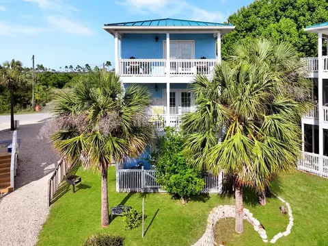 107 N 32nd St, Mexico Beach, FL 32456