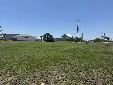 320 Hatley Dr, Mexico Beach, FL 32456