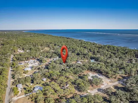 148 Craig St, Carrabelle, FL 32322 photo 4