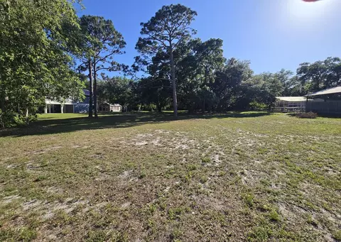 148 Craig St, Carrabelle, FL 32322 photo 11