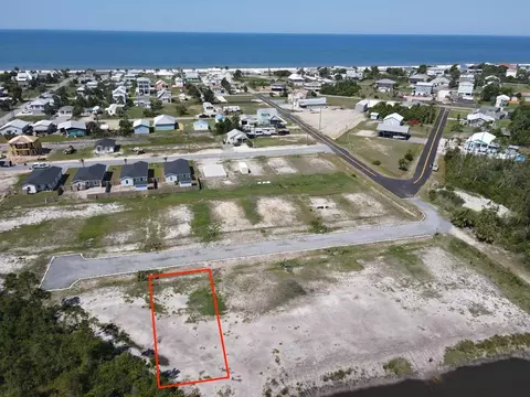 9452 Tulip Ave, Port St. Joe, FL 32456