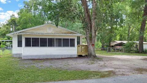 370 S Duck Ave, Wewahitchka, FL 32465