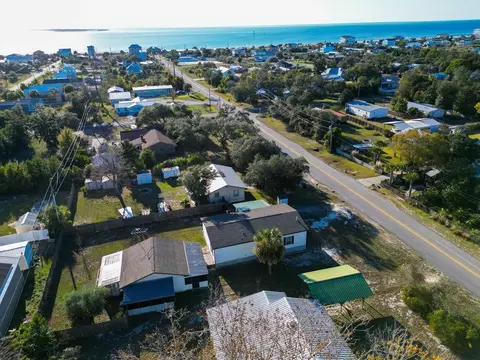 View/Area - 330 Atlantic St, Port St. Joe, FL 32456 photo 5 of 7