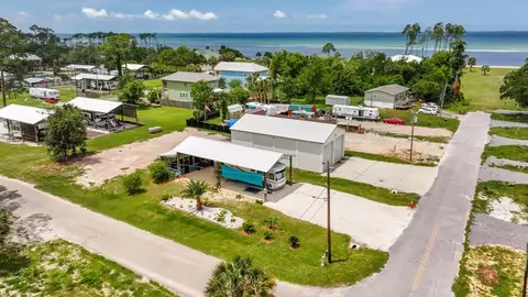 288 Duval St, Port St. Joe, FL 32456